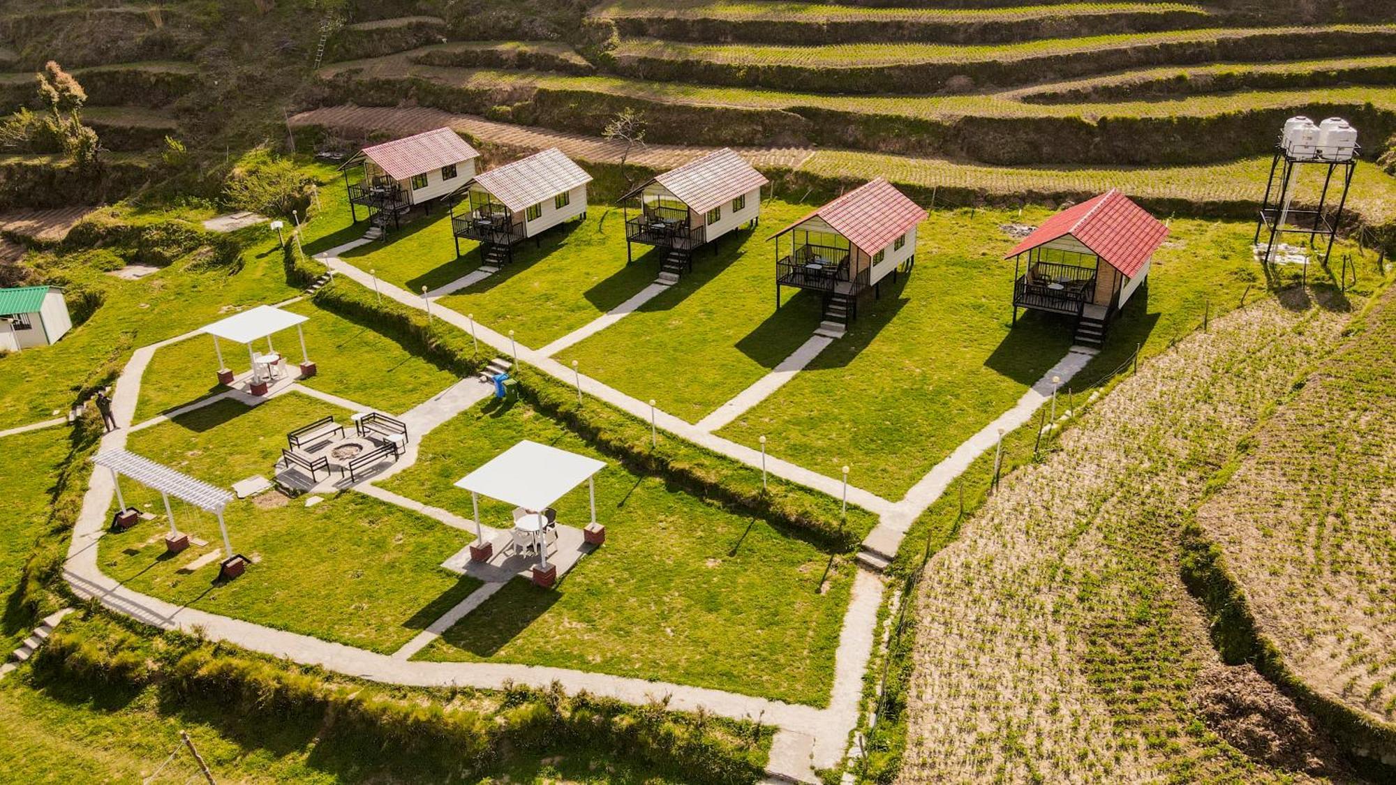 The Hillside Cottages Kanatal Exterior photo