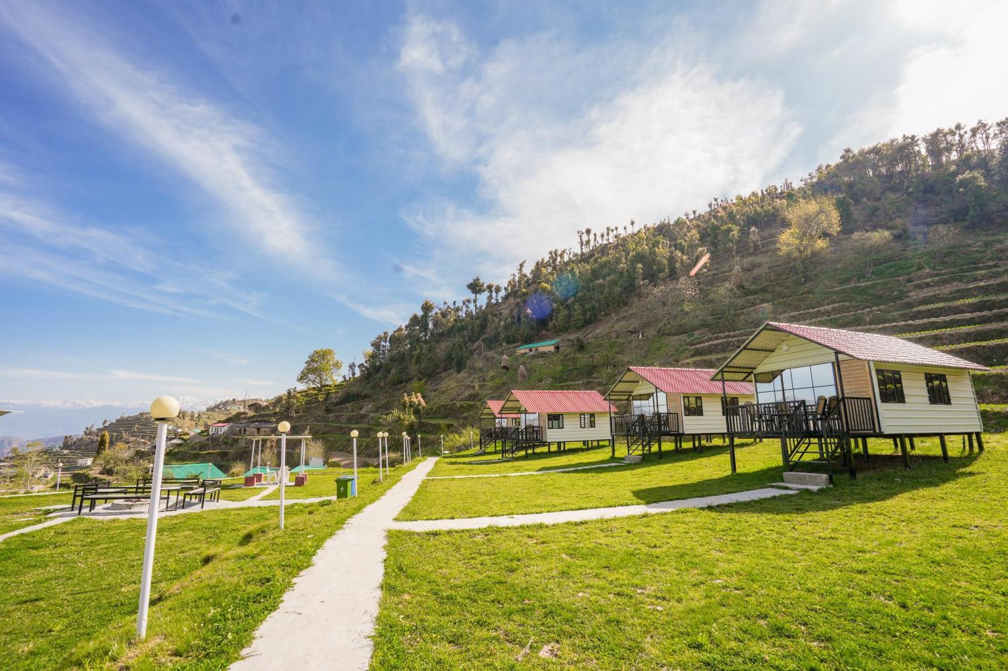 The Hillside Cottages Kanatal Exterior photo