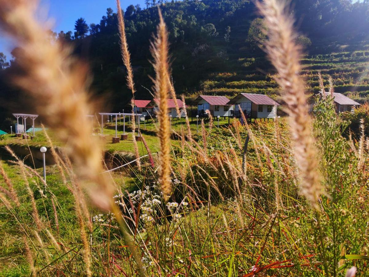 The Hillside Cottages Kanatal Exterior photo
